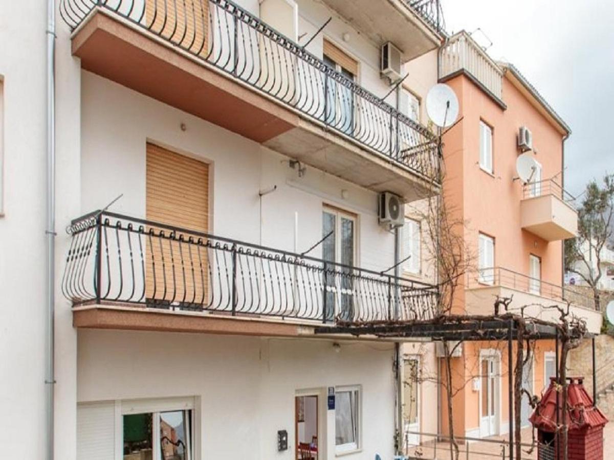 Apartment Knez 1 - 50 M From Beach Podstrana Buitenkant foto